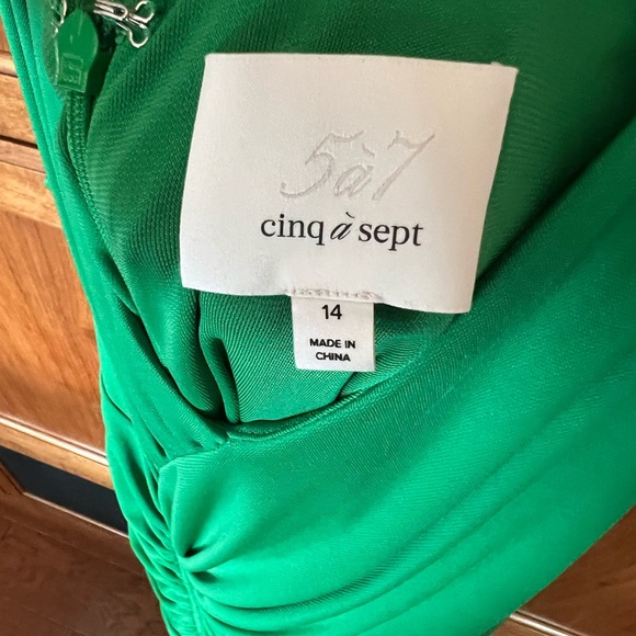 Beautiful Cinq à Sept Dress - Picture 3 of 5